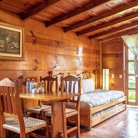 Zirahuen Forest And Resort Екстериор снимка