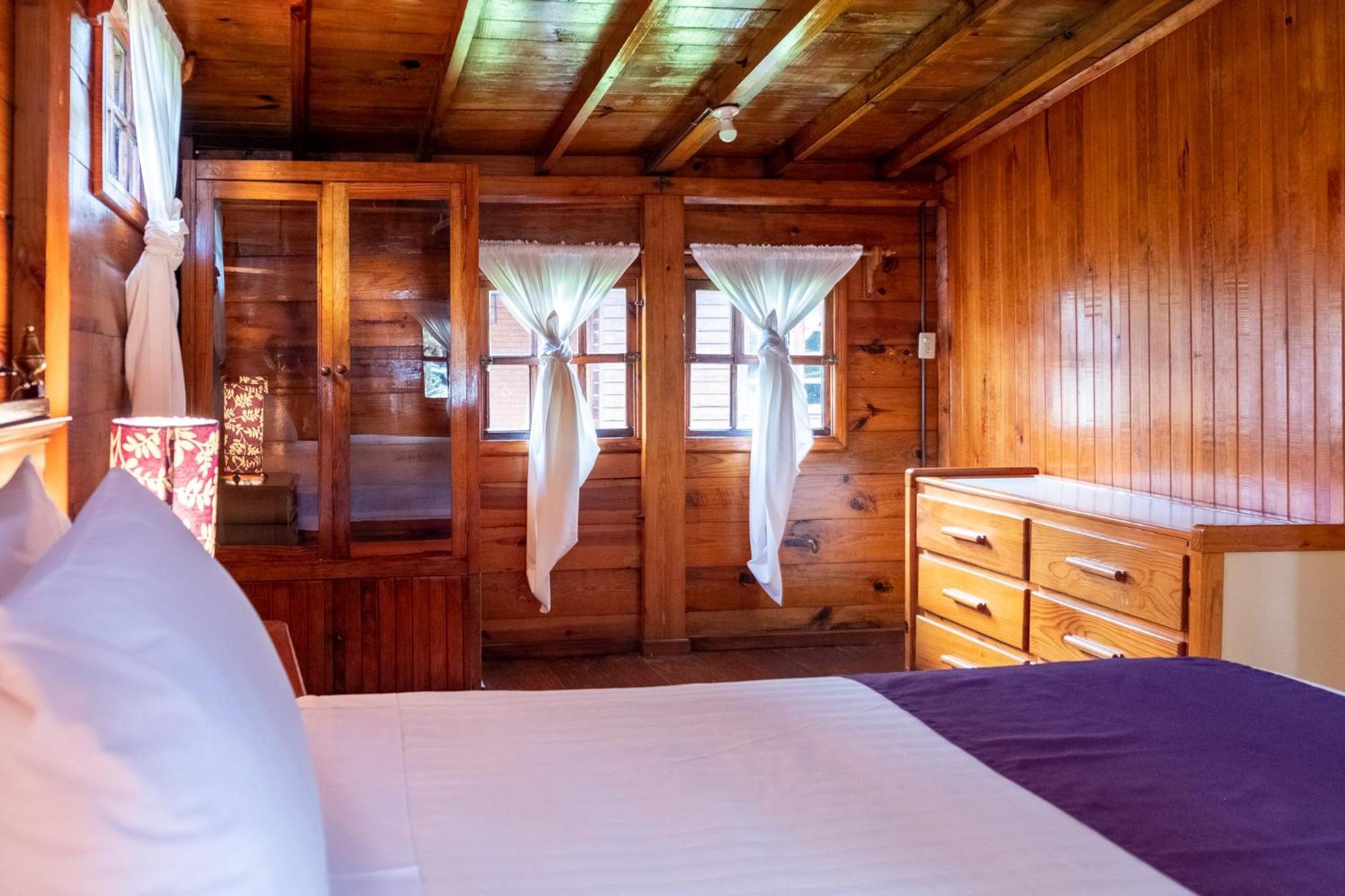 Zirahuen Forest And Resort Екстериор снимка