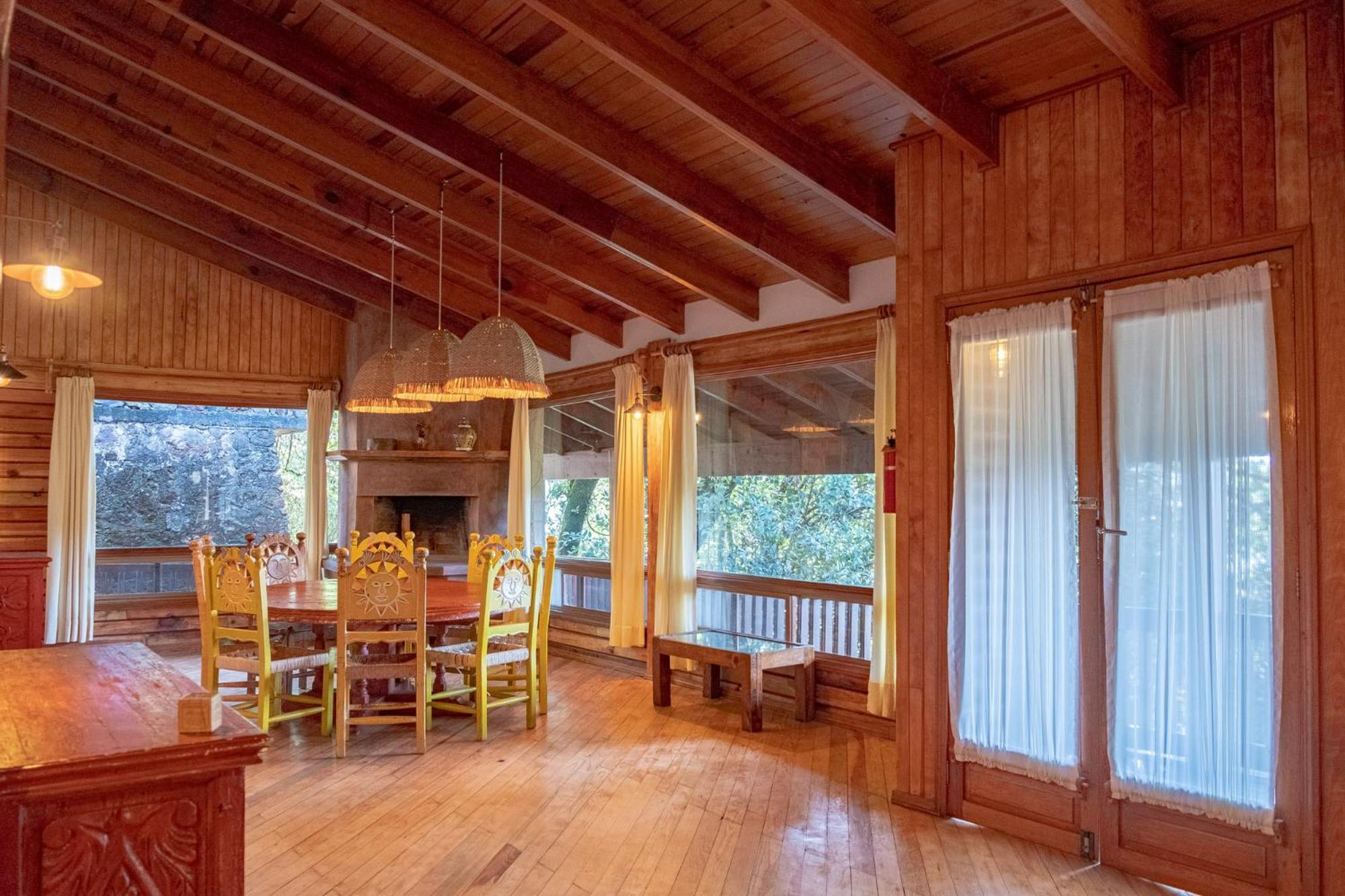Zirahuen Forest And Resort Екстериор снимка