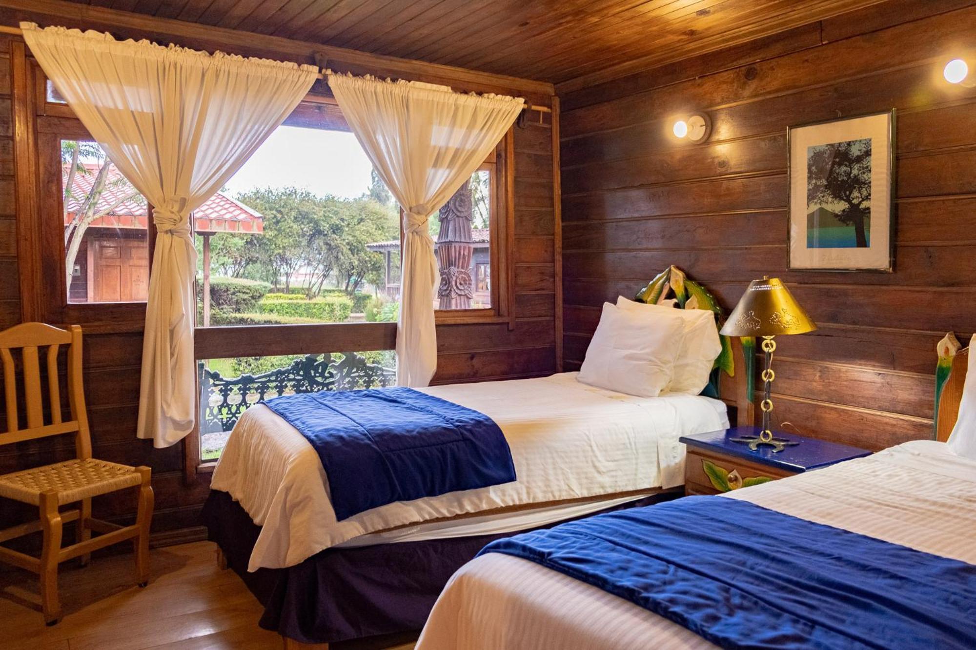 Zirahuen Forest And Resort Екстериор снимка