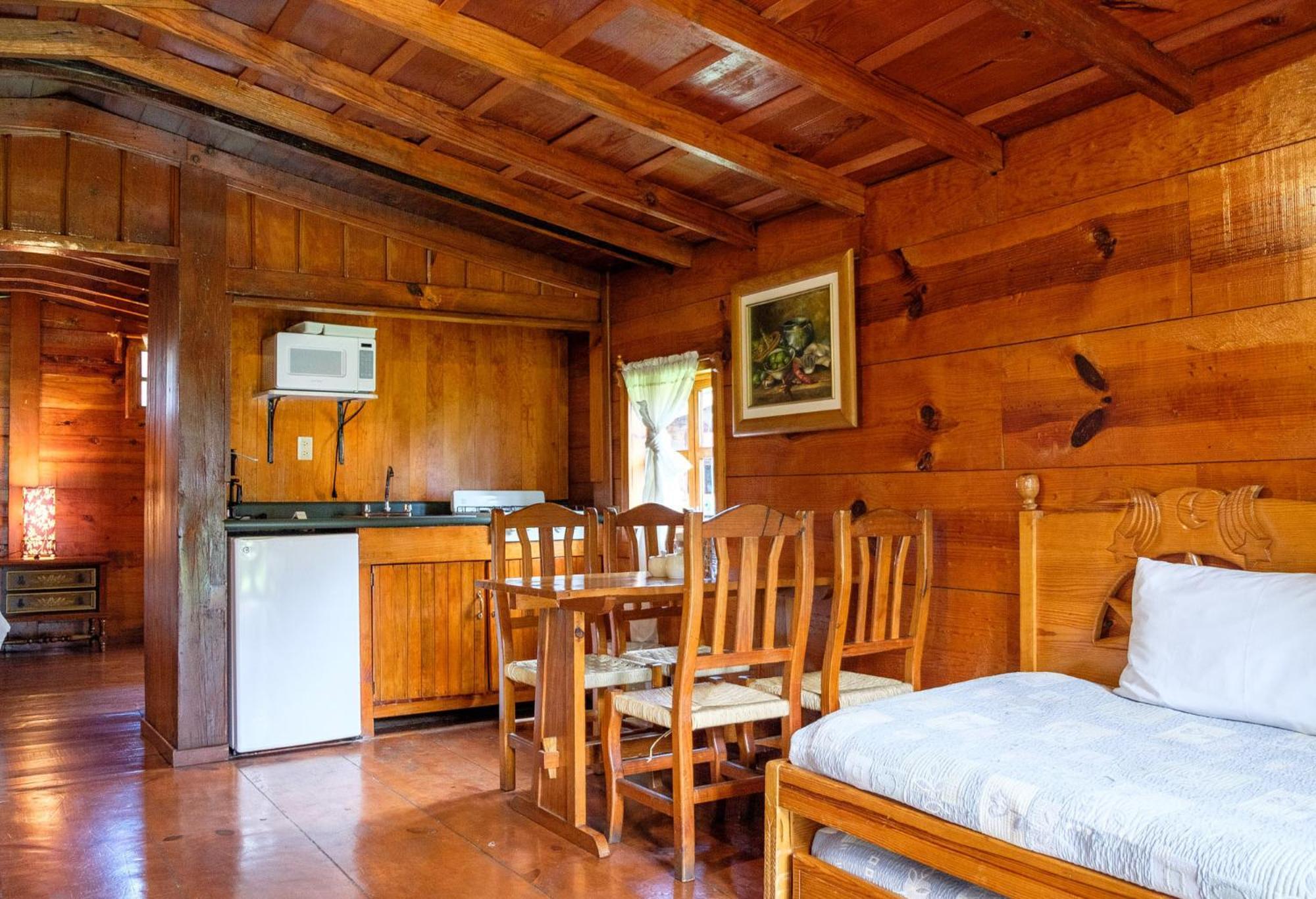 Zirahuen Forest And Resort Екстериор снимка