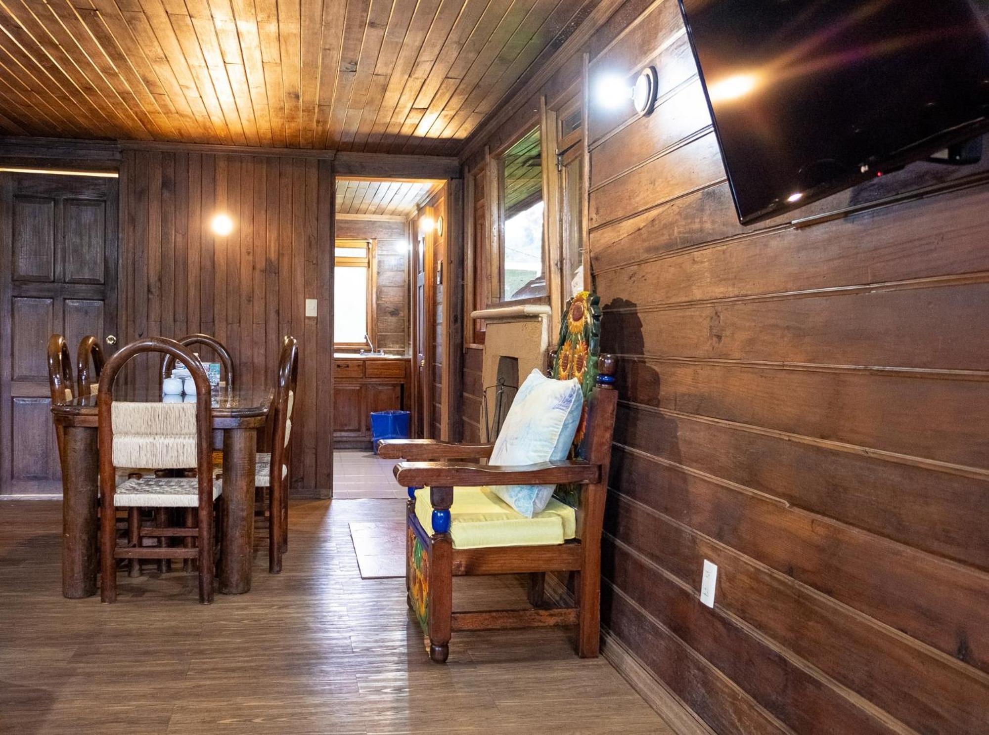 Zirahuen Forest And Resort Екстериор снимка