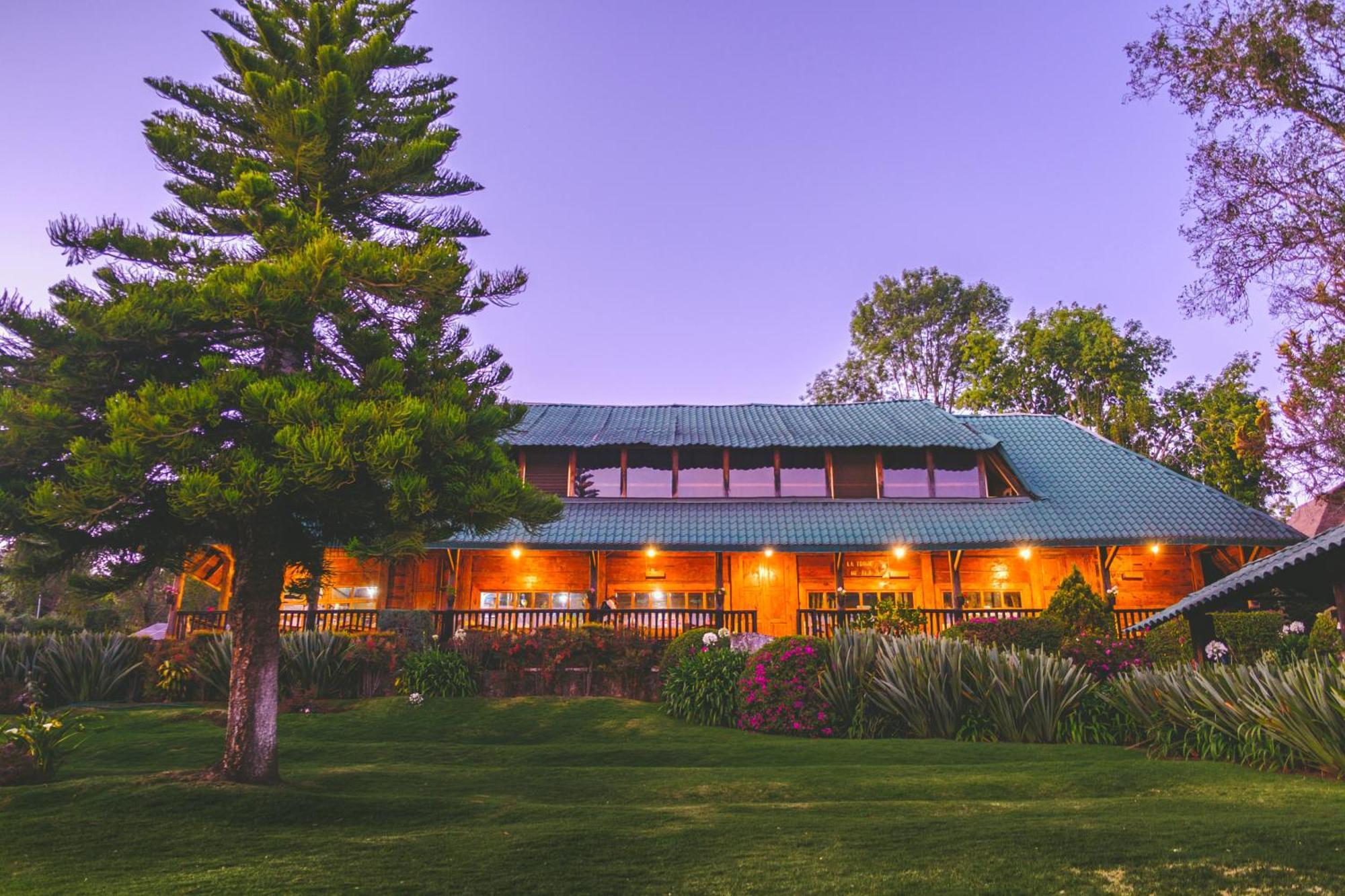 Zirahuen Forest And Resort Екстериор снимка